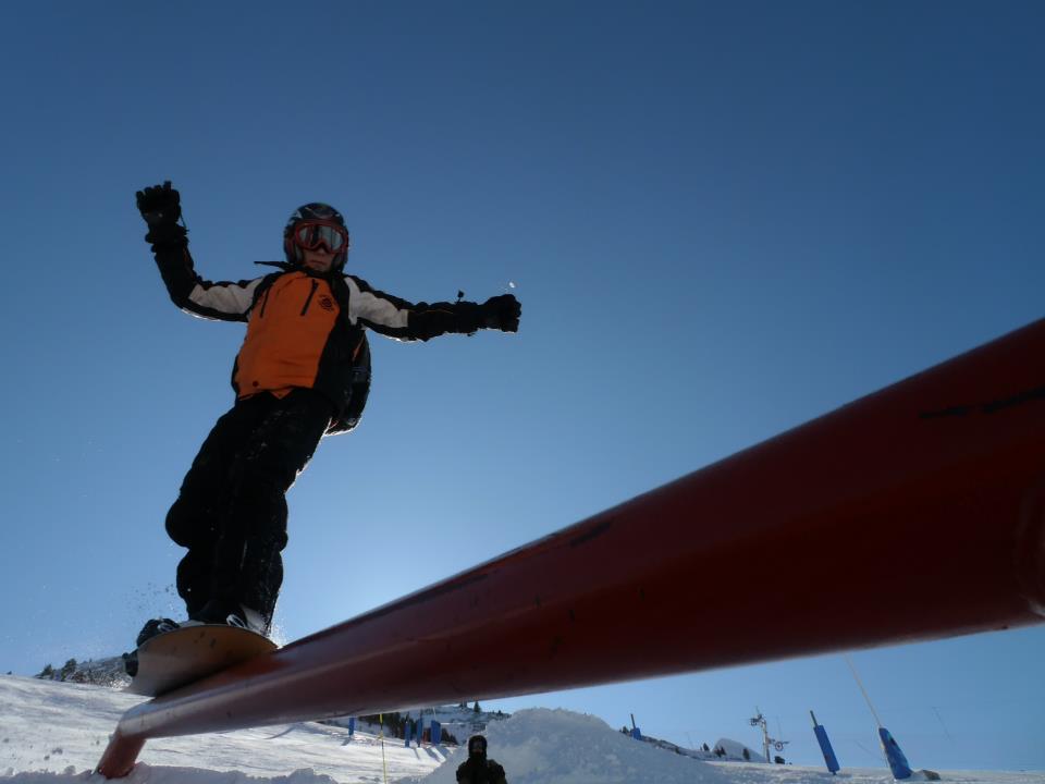 Zamora, Morente y Salvador "triunfan" en el Nacional de Snowboard y Freestyle